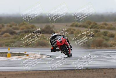 media/Mar-15-2024-Apex Assassins-CVMA (Fri) [[54f5cf1734]]/Racer 2/Session 2/